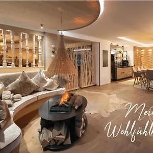 Fichtenwald-ihr Boutique I Glueck's Hotel
