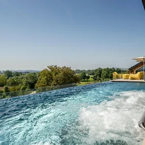 Wellness & Thermal Retreat Muehlbach Hotel
